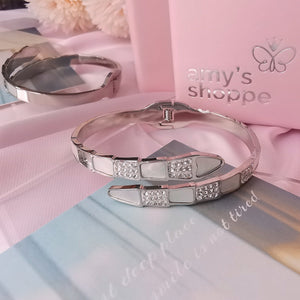 Devina bangle - Amysshoppe.com