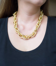 Load image into Gallery viewer, Olivia necklace