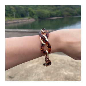 Yumi acrylic bracelet - Amysshoppe.com